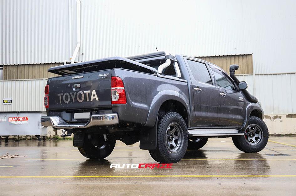 TOYOTA HILUX N70 4WD SHOK ANTHRACITE 